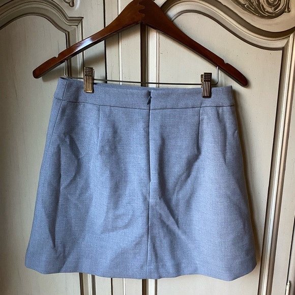 Express Light Gray A Line Skirt Size 6 - Picture 2 of 3
